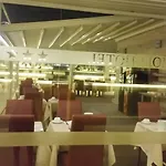 Romoli מלון