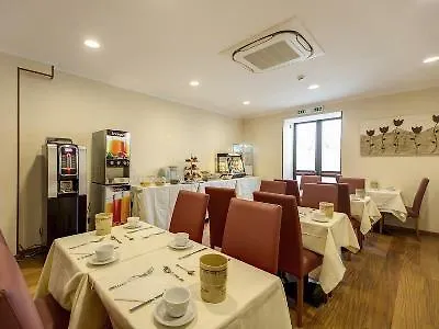 ホテル ロモリ 3*