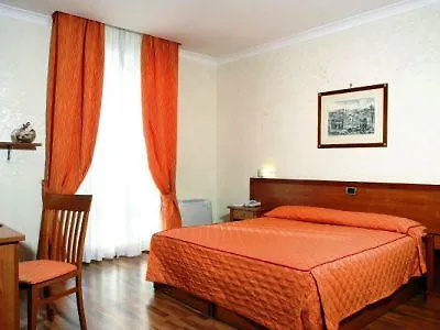 Hotel Romoli 3*