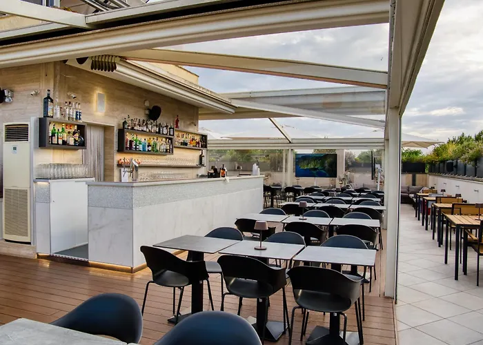 罗默利酒店 酒店